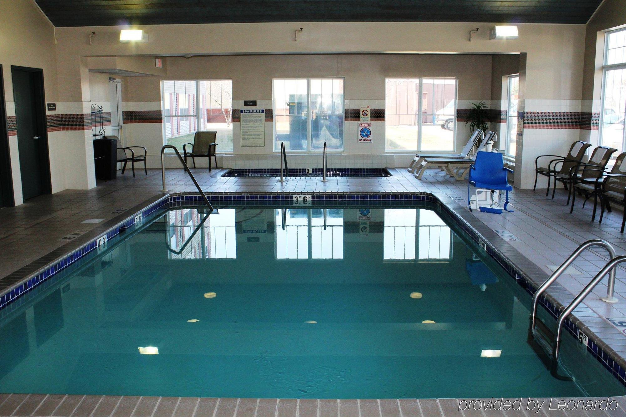 Country Inn & Suites By Radisson, Brooklyn Center, Mn Eksteriør billede